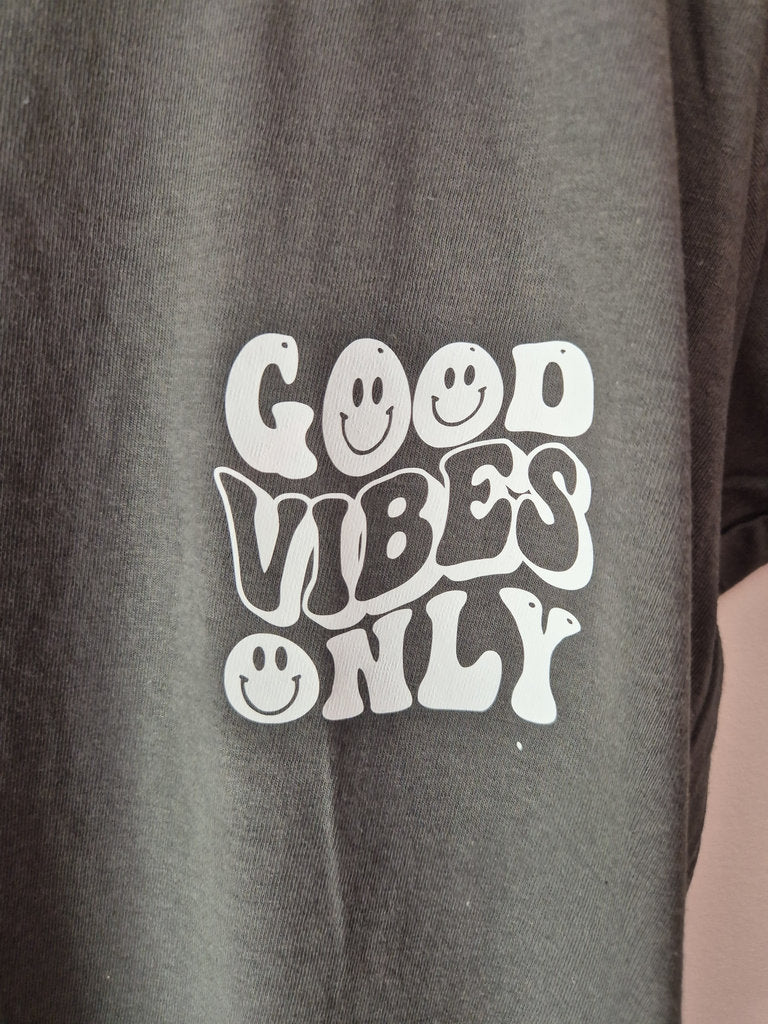 T-shirt Good vibes only