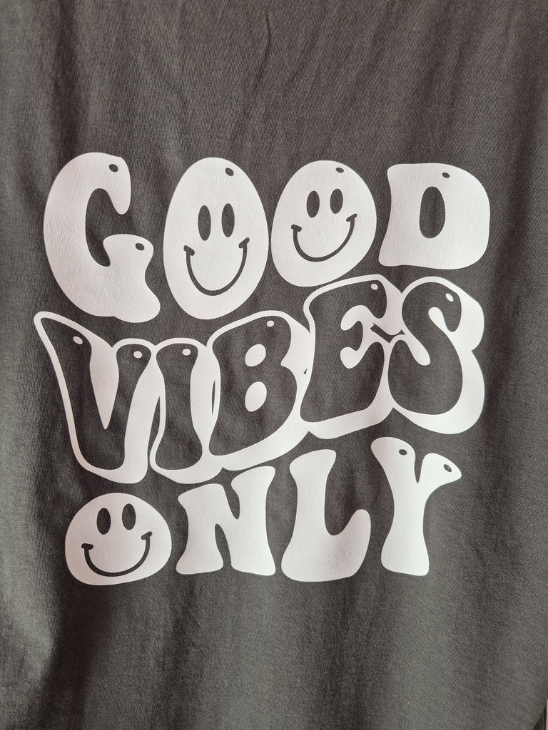 T-shirt Good vibes only