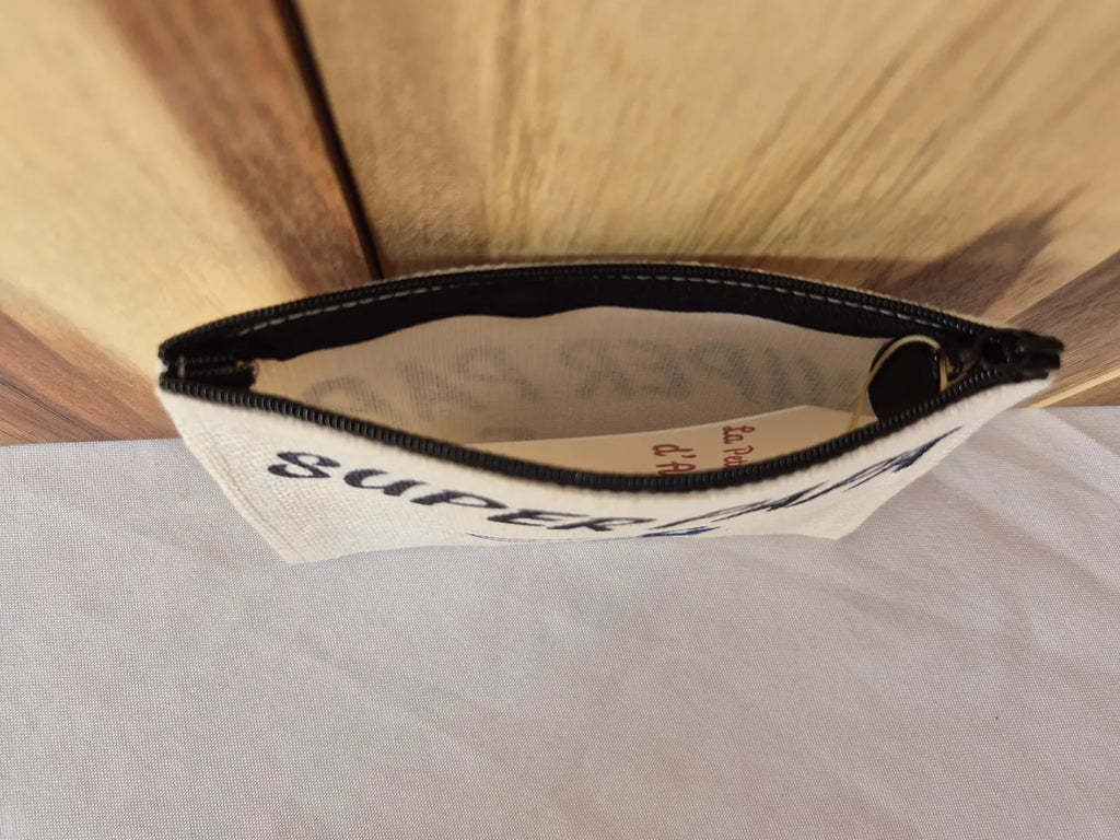 Petite pochette zippée