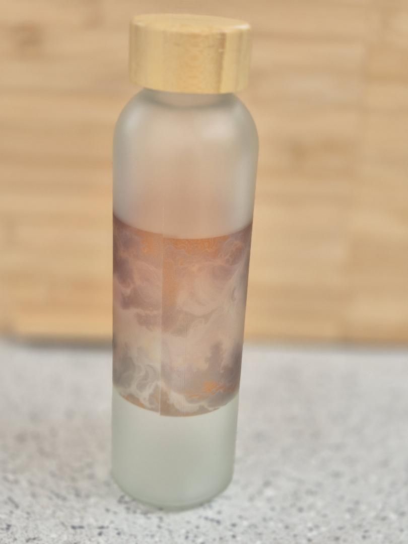 Bouteille en verre givré