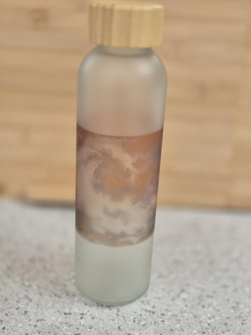 Bouteille en verre givré