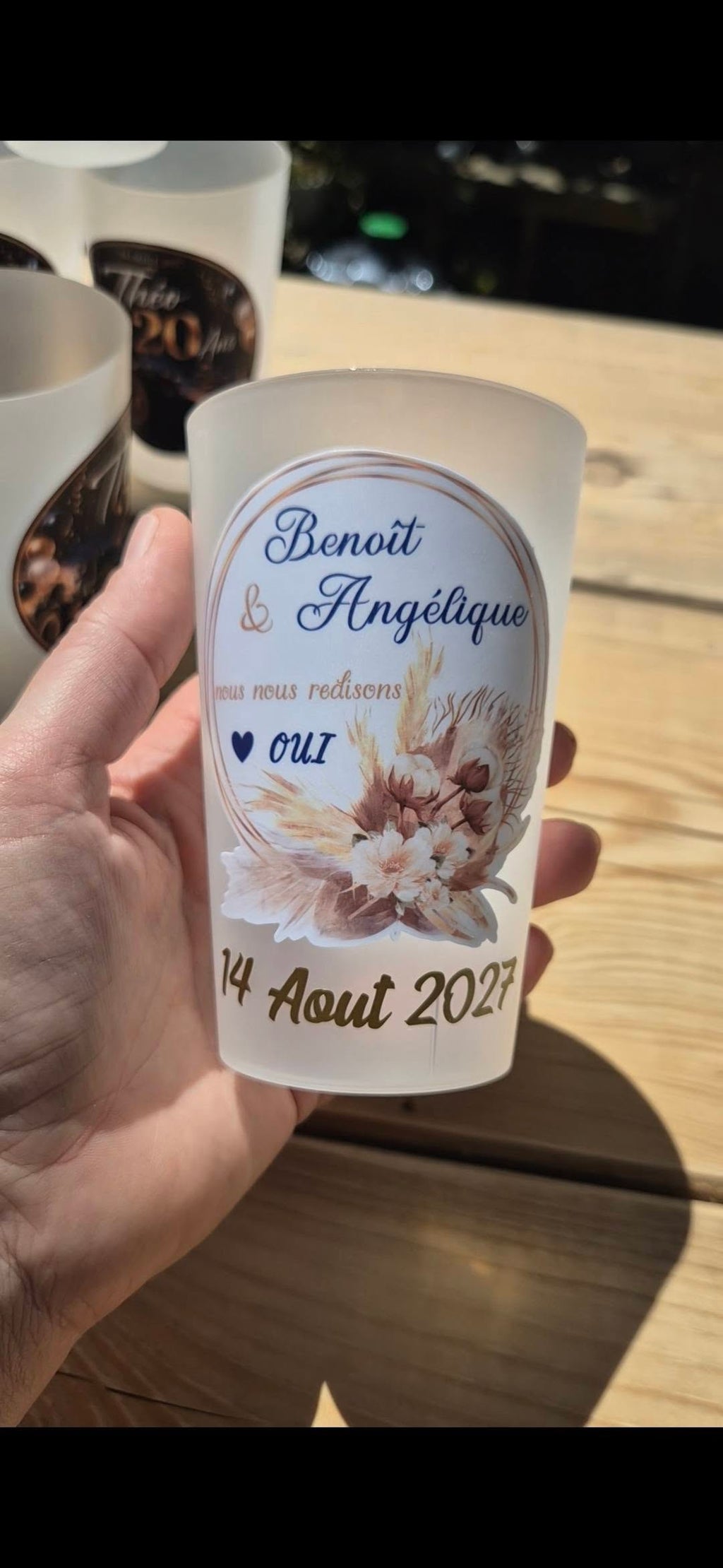 Écocup personnalisé mariage gros plan